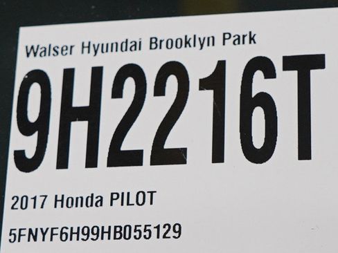 Used 2017 Honda Pilot Touring image 36