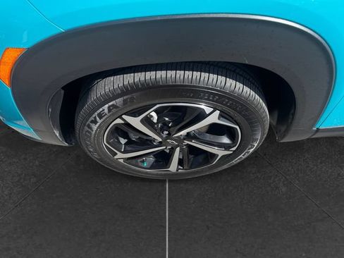 Certified 2022 Chevrolet TrailBlazer RS w/ Technology Package FWD image 9
