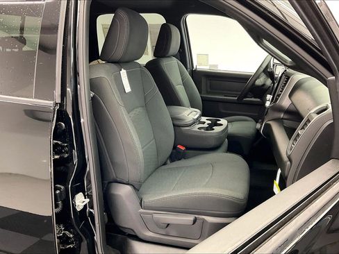 New 2026 RAM 2500 Tradesman AWD/4WD image 9