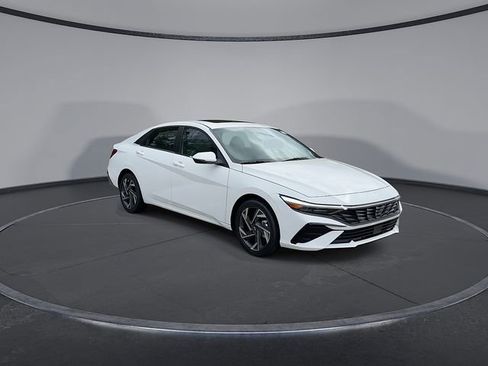 New 2025 Hyundai Elantra Limited w/ Cargo Package FWD image 2