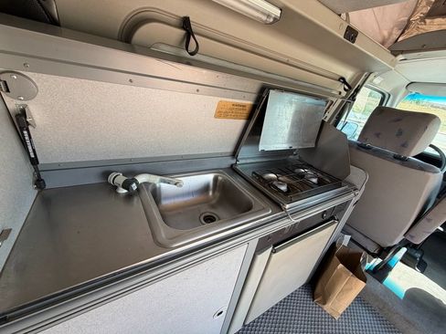 Used 1997 Volkswagen Eurovan Camper FWD image 19