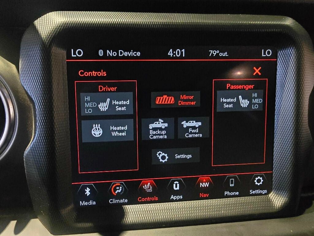 Used 2022 Jeep Gladiator Rubicon w/ LED Lighting Group AWD/4WD image 12