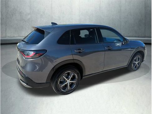 Used 2024 Honda HR-V EX-L image 6