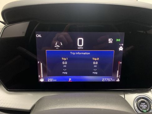 Used 2024 Chevrolet Trax LT w/ Driver Confidence Package FWD image 31