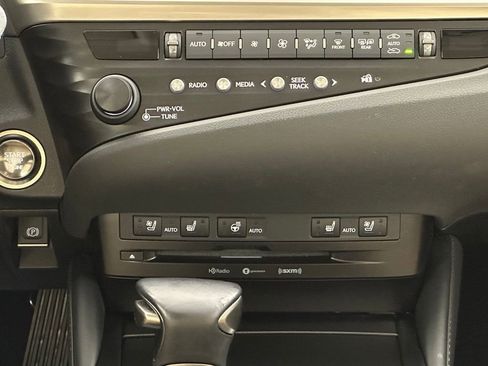 Used 2020 Lexus ES 350 w/ Premium Package FWD image 25
