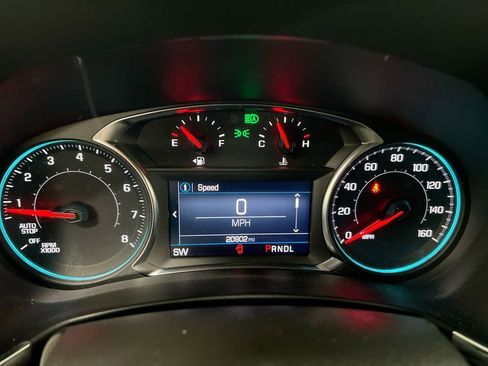 Used 2024 Chevrolet Equinox LS w/ LS Convenience Package image 12