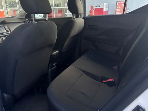 Used 2025 Nissan Kicks Play S FWD image 5