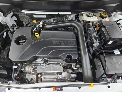 Used 2023 Chevrolet Equinox LT image 23