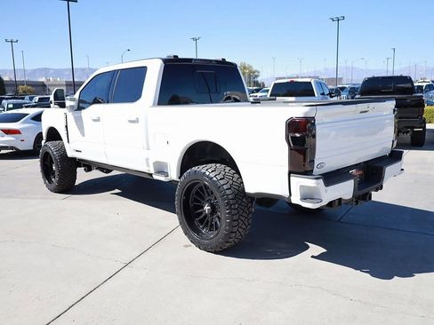 Used 2025 Ford F350 Platinum AWD/4WD image 4