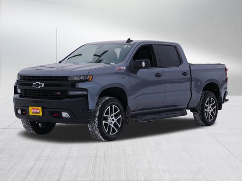 Used 2020 Chevrolet Silverado 1500 LT Trail Boss image 3