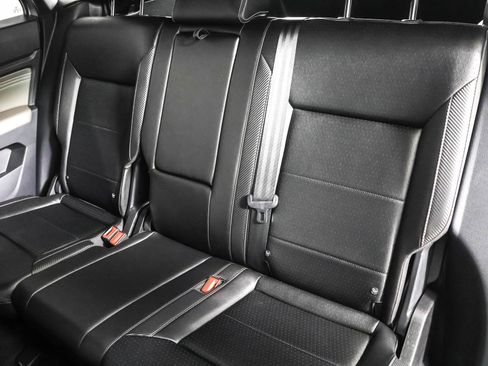 Used 2022 Volkswagen Atlas Cross Sport SE image 34