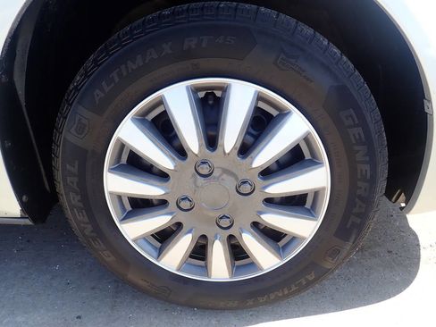 Used 2005 Toyota Camry SE image 30