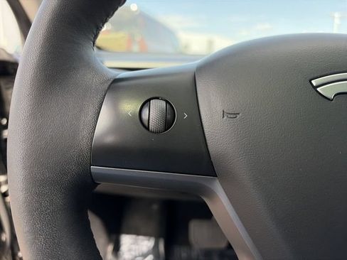 Used 2022 Tesla Model 3 RWD image 22