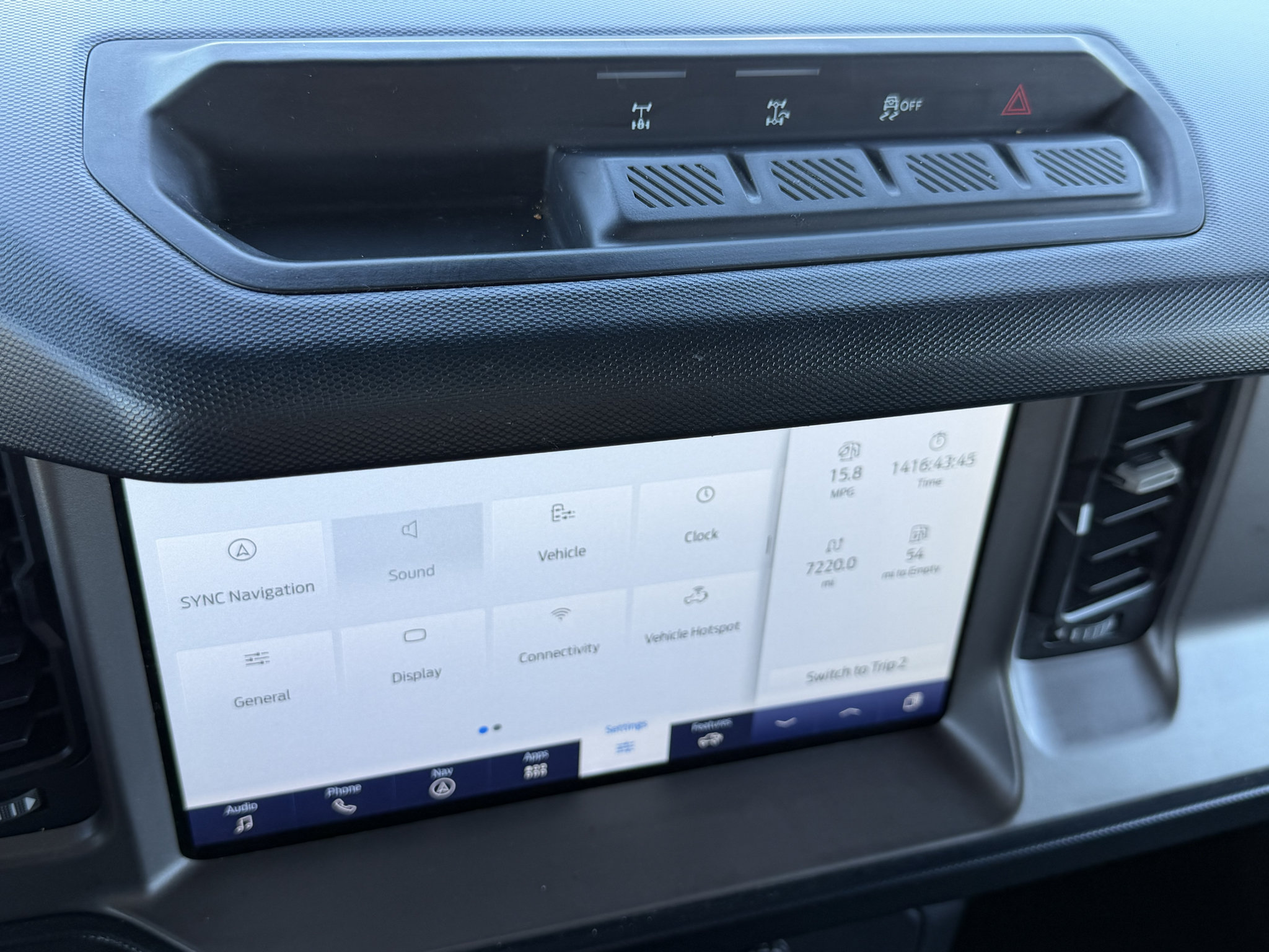 Used 2021 Ford Bronco Outer Banks AWD/4WD image 11