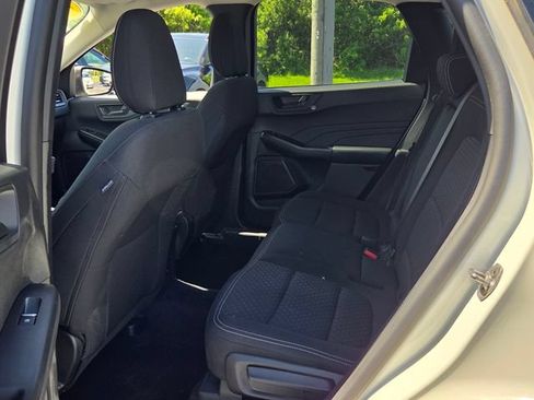 Used 2023 Ford Escape Active AWD/4WD image 10