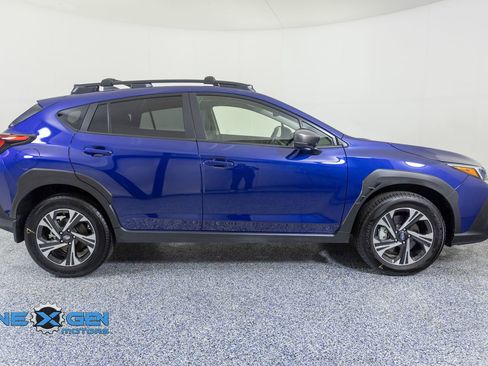 Used 2025 Subaru Crosstrek 2.0i Premium image 8