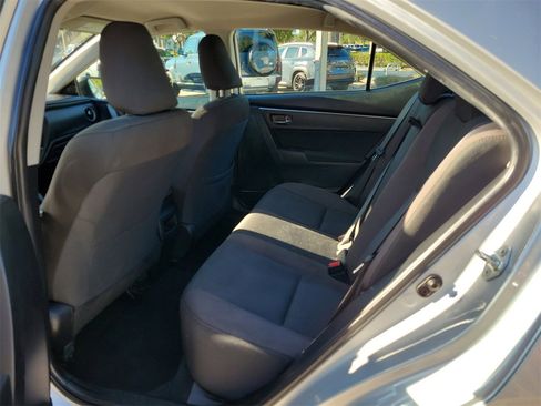 Used 2019 Toyota Corolla LE image 10