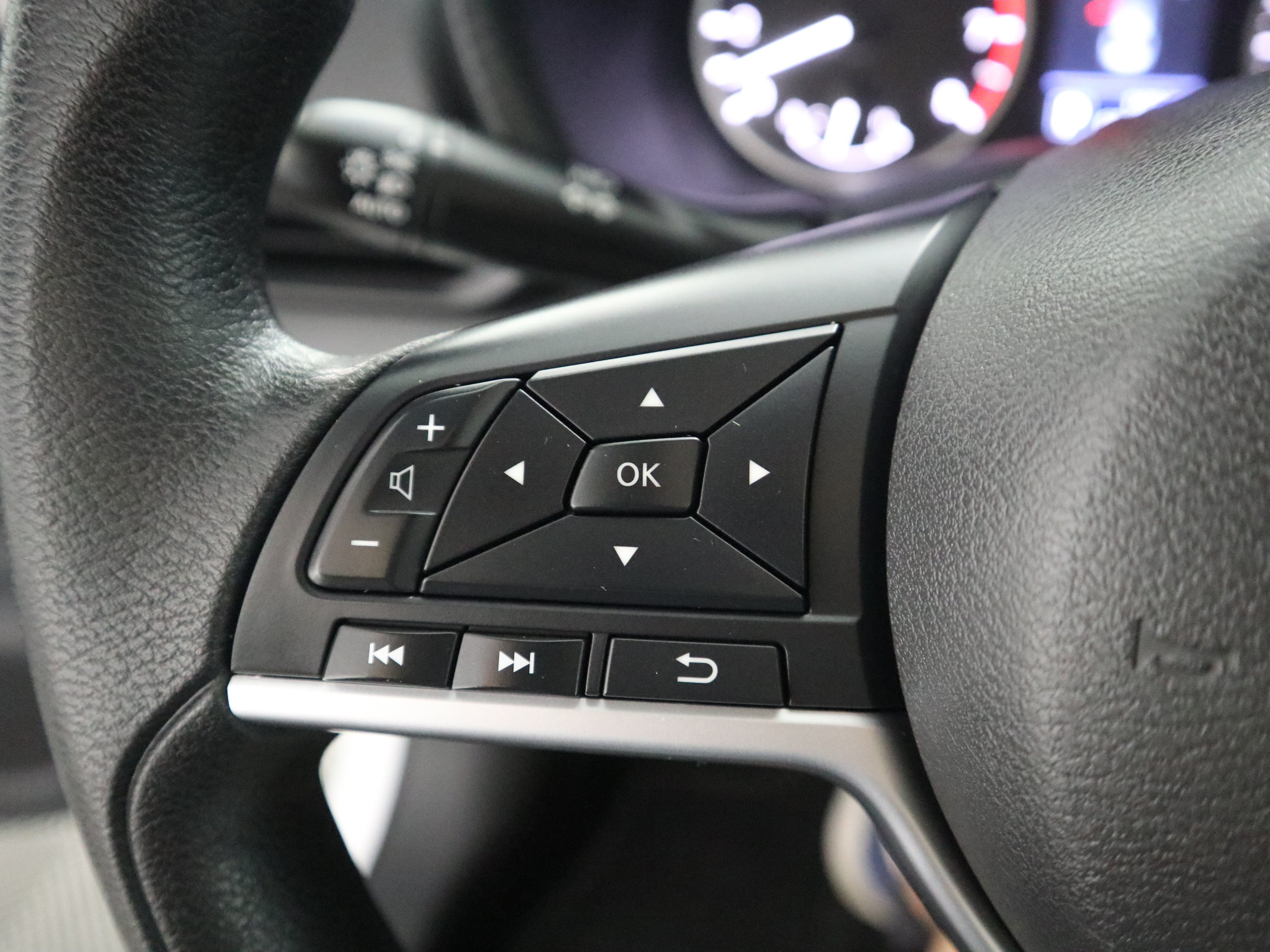 Used 2022 Nissan Sentra S FWD image 26