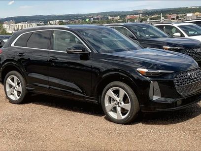 New 2025 Audi Q5 2.0T Premium Plus