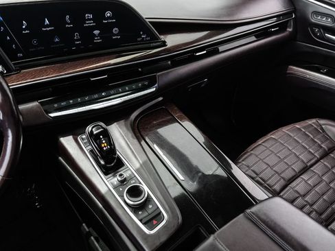 Used 2023 Cadillac Escalade Sport Platinum RWD image 23