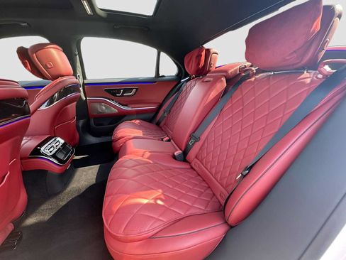 Used 2023 Mercedes-Benz S 580 4MATIC Sedan image 26