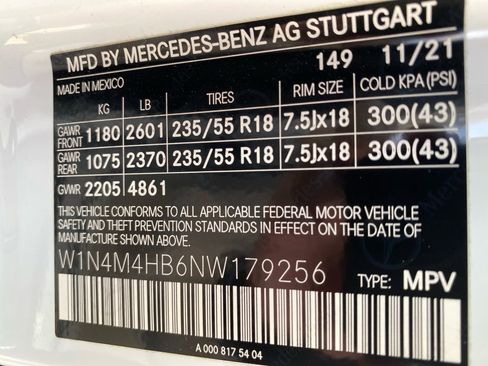 Used 2022 Mercedes-Benz GLB 250 4MATIC image 39