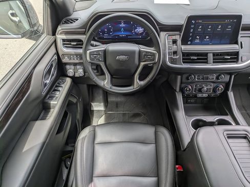 Used 2024 Chevrolet Tahoe Z71 w/ Z71 Off-Road Package AWD/4WD image 17