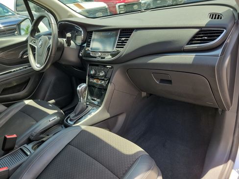 Used 2018 Buick Encore Preferred FWD image 17