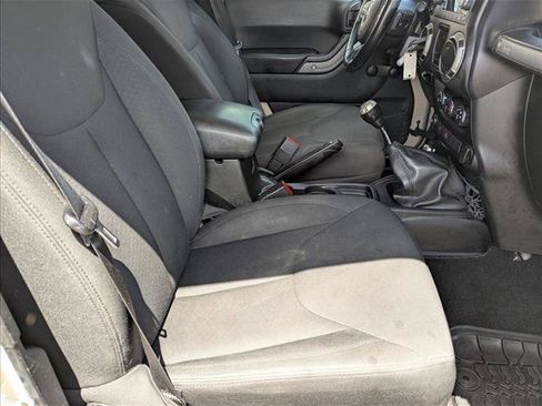 Used 2016 Jeep Wrangler Unlimited Sport AWD/4WD image 20