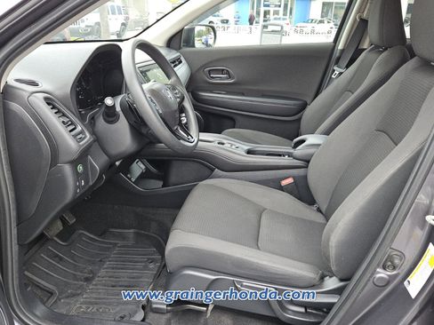 Used 2019 Honda HR-V EX image 10