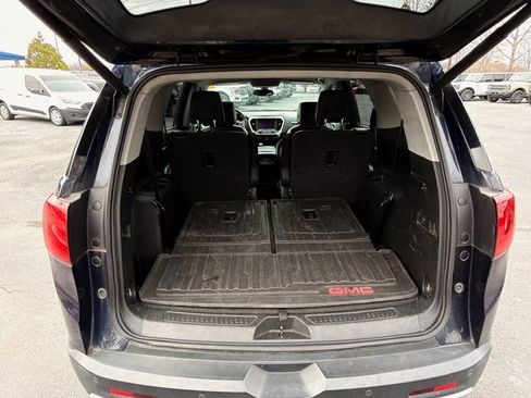 Used 2017 GMC Acadia SLT image 18