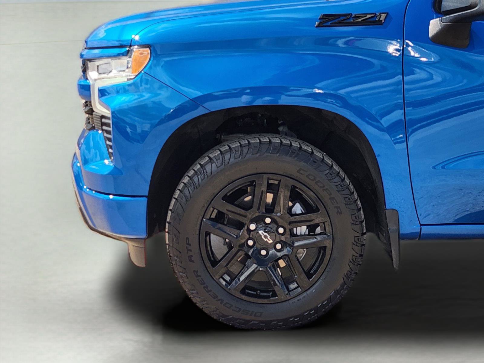 Used 2024 Chevrolet Silverado 1500 RST AWD/4WD image 8