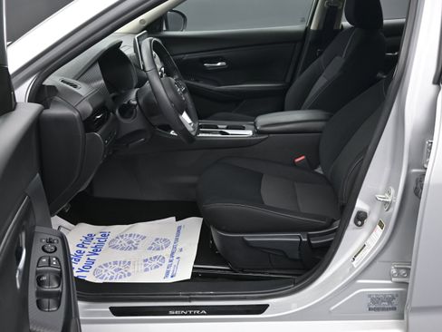 Used 2022 Nissan Sentra SV image 73