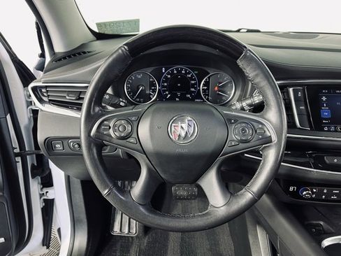 Used 2021 Buick Enclave Avenir image 25