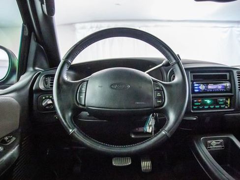 Used 2002 Ford F150 Harley-Davidson image 47