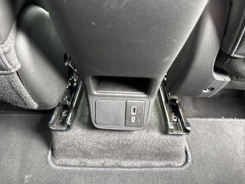 Used 2023 Buick Encore GX Select w/ Sport Touring Package FWD image 23