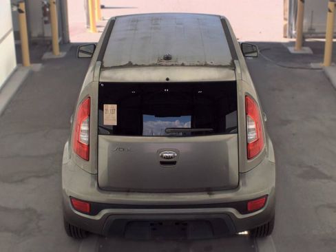 Used 2013 Kia Soul FWD image 5