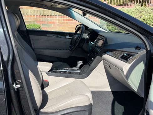 Used 2015 Hyundai Sonata Limited w/ Option Group 06 image 11
