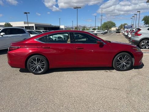 Used 2023 Lexus ES 350 w/ Premium Package image 2