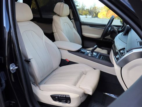 Used 2018 BMW X5 xDrive40e image 15