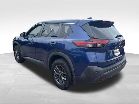 Used 2021 Nissan Rogue S FWD image 3