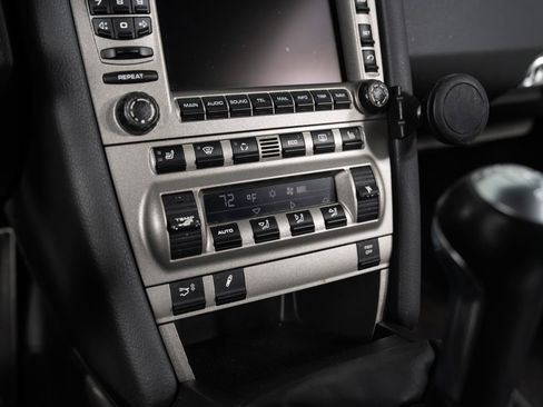 Used 2005 Porsche 911 Carrera S RWD image 40