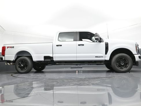 New 2026 Ford F250 XL w/ STX Appearance Package image 17