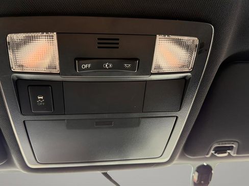 Used 2016 Toyota Tacoma TRD Sport w/ Towing Package image 52