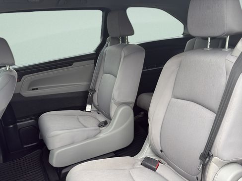 Used 2022 Honda Odyssey LX image 17