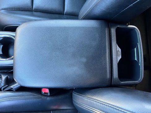 Used 2018 Toyota Tacoma Limited image 30