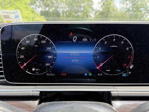 Used 2025 Mercedes-Benz GLS 450 4MATIC image 8