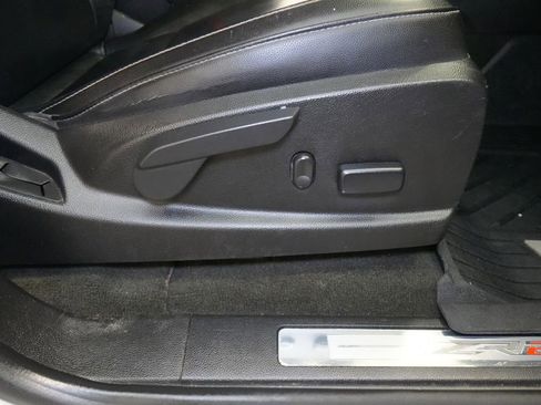 Used 2018 Chevrolet Colorado ZR2 image 27