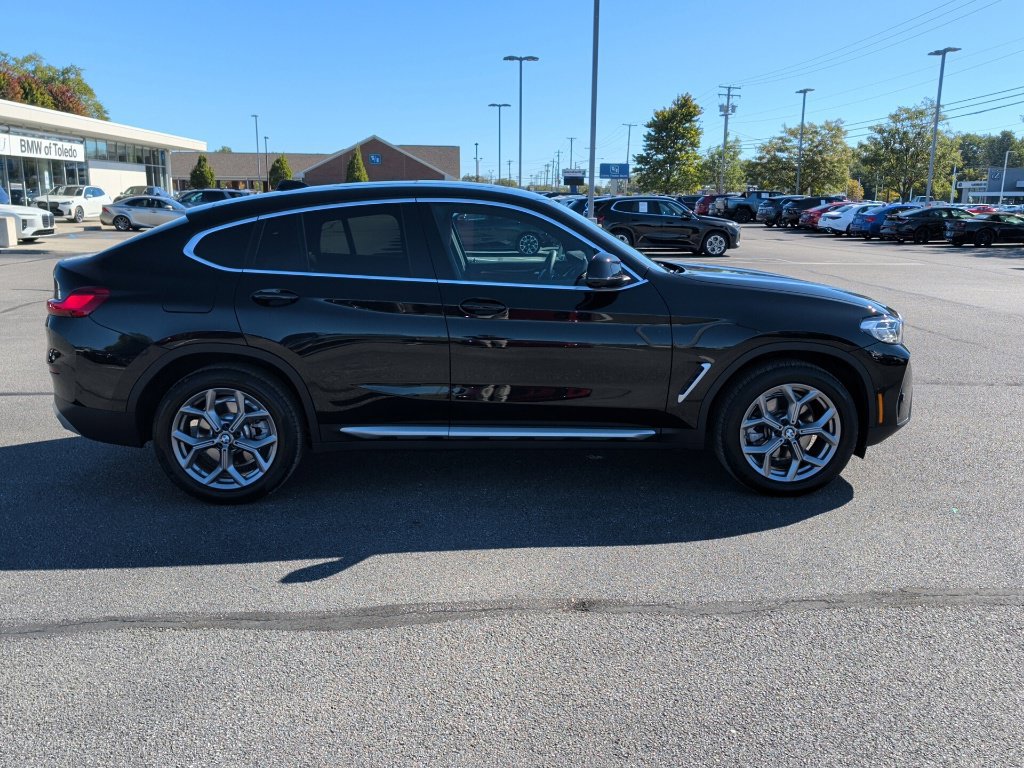 Used 2025 BMW X4 xDrive30i w/ Premium Package AWD/4WD image 15