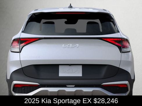 Used 2025 Kia Sportage EX image 13